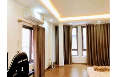 Bán nhà Thanh Xuân, 32m, ô tô tránh, sân chơi,trung tâm quận, giá chỉ 3,5 tỷ.